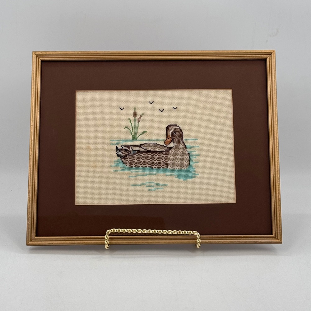 Vintage Framed Duck Needlepoint Cross Stitch Wall Art Brown Mat 15x12